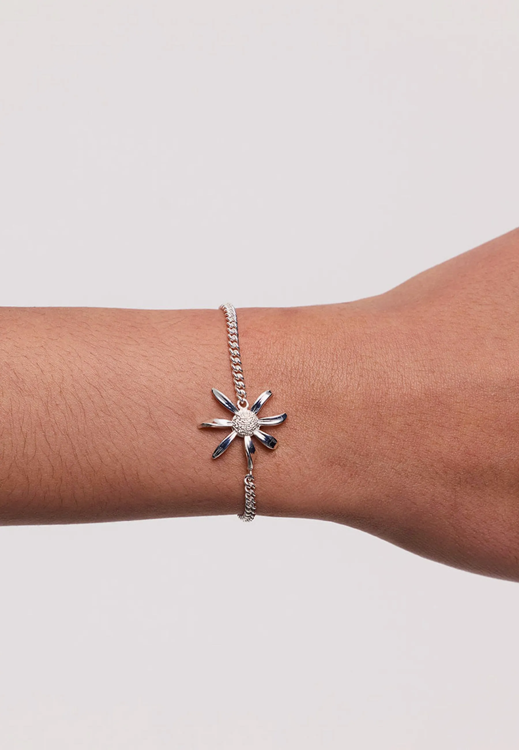 Daisy Charm Bracelet - Silver