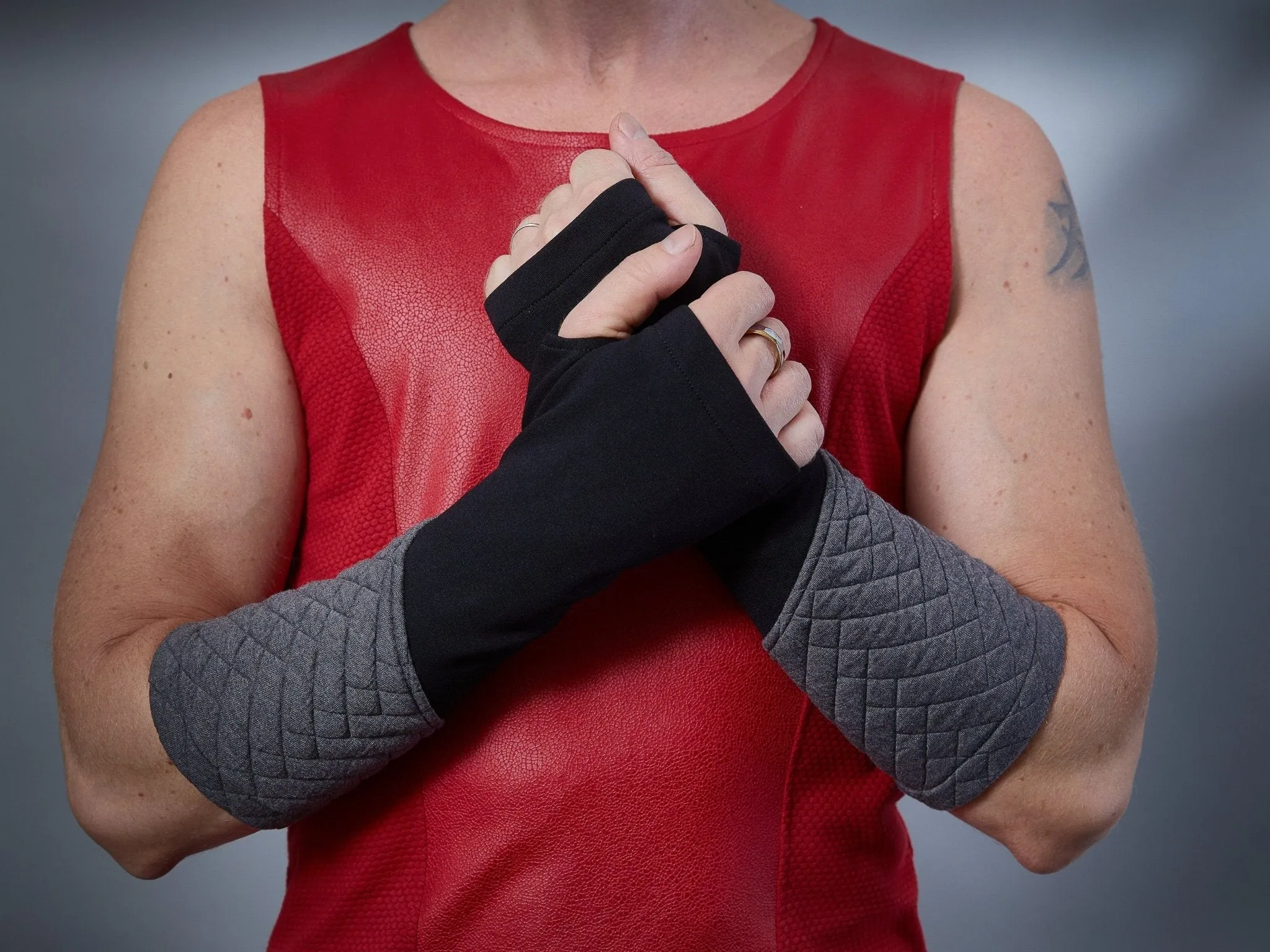 K-ARP Black arm warmers