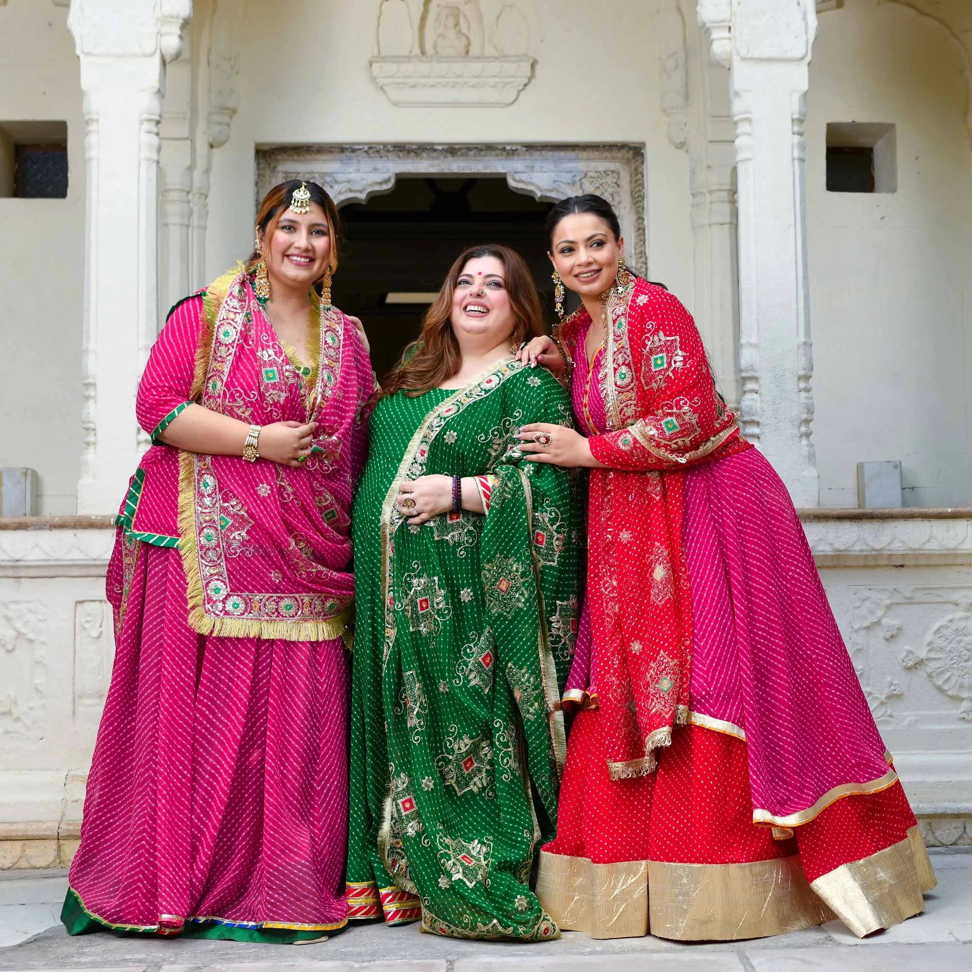 Kohinoor-Rani Pink Mothra Embroidered Poshak Lehenga Set