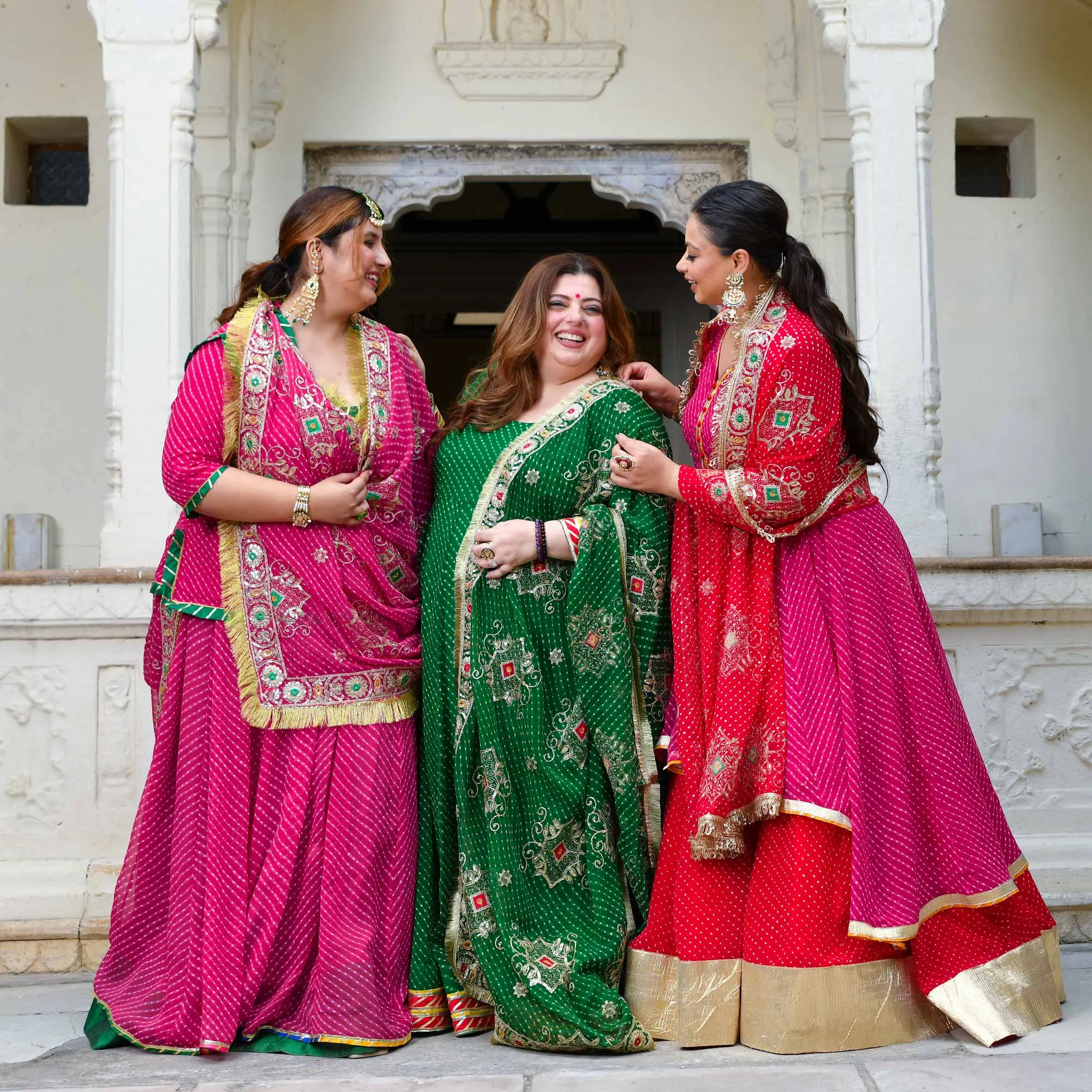 Kohinoor-Rani Pink Mothra Embroidered Poshak Lehenga Set