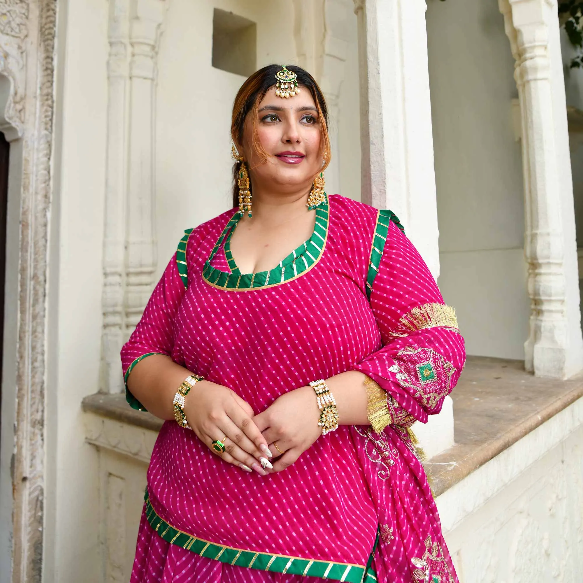 Kohinoor-Rani Pink Mothra Embroidered Poshak Lehenga Set