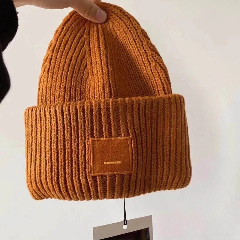 New Winter Hats For Women Knit Cap Smiling Face Couple Cap Lady Thread Knitted Beanie Chapeau Female Bonnet